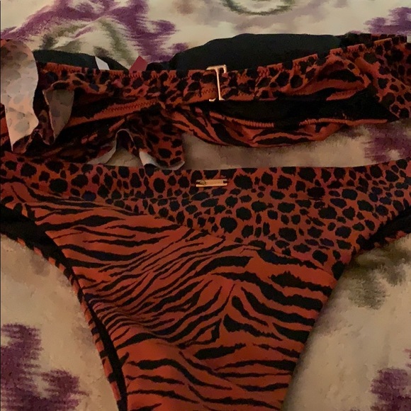 Victoria secret bandou top and bottom swim suit - Picture 3 of 4